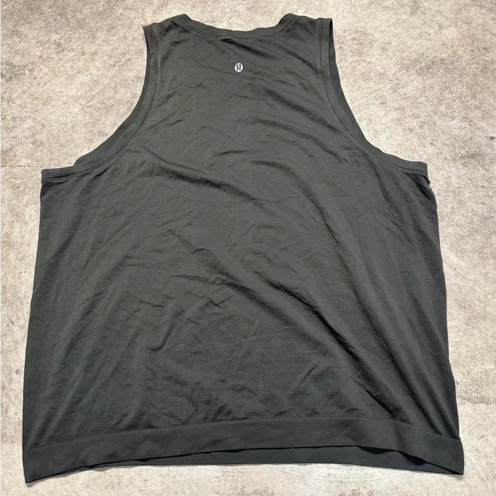 Lululemon Swiftly Breeze Tank *Relaxed Fit in Dark Olive Size 12